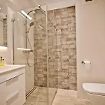 アパート Nad Zatoka Z Ogrodkiem ヤスタルニャ