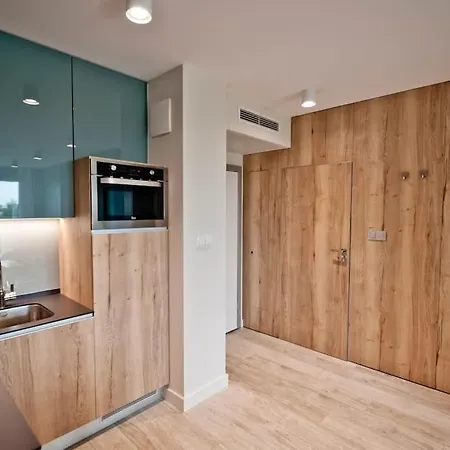 Nad Zatoka Z Ogrodkiem Апартаменты *